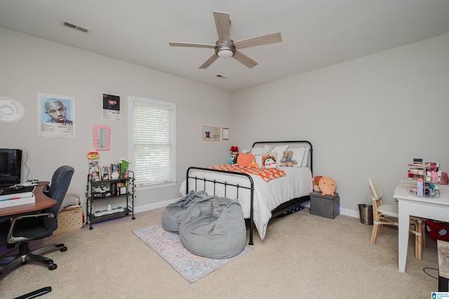 bedroom featuring ceiling fan