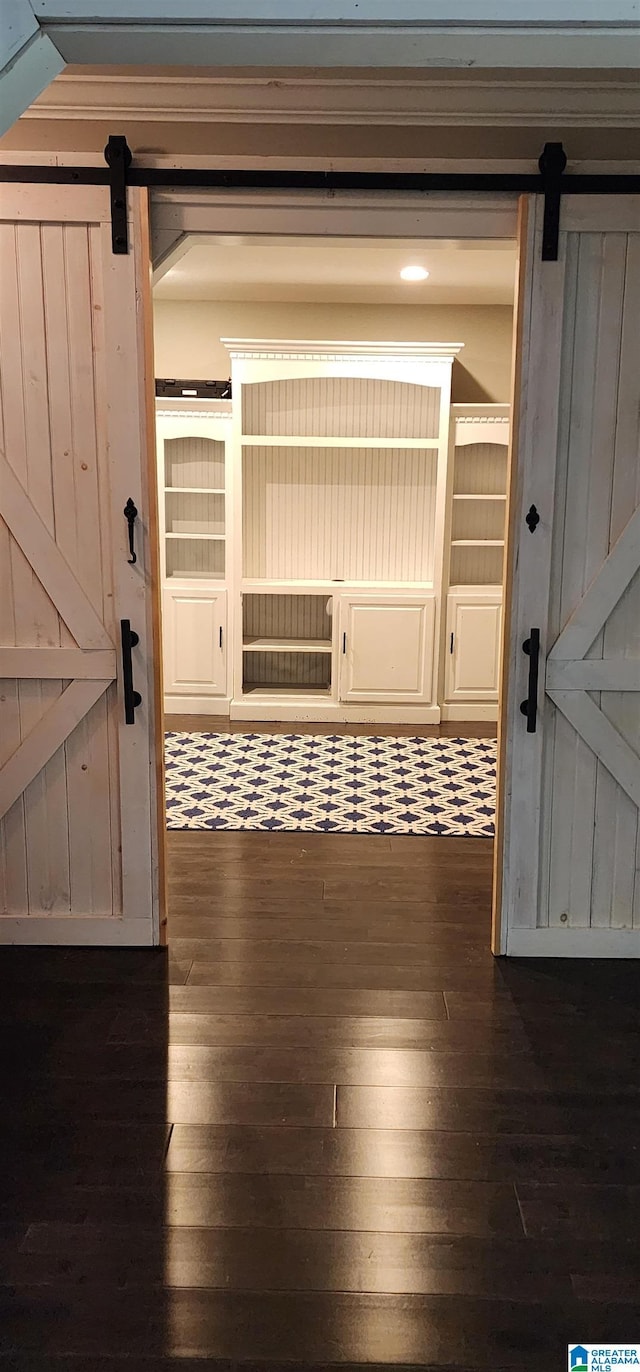 bedroom featuring recessed lighting, carpet flooring, a tray ceiling, and crown molding