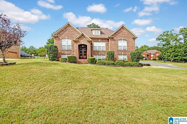 view of front of property with a front yard