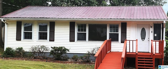 view of front of house