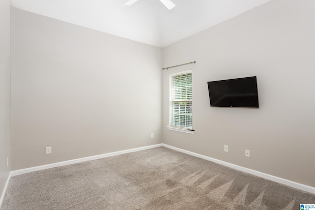 unfurnished room with carpet flooring and ceiling fan