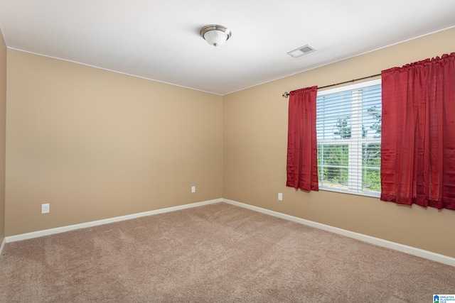 empty room featuring carpet