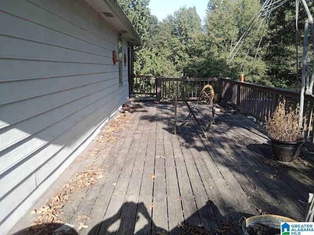 view of wooden deck