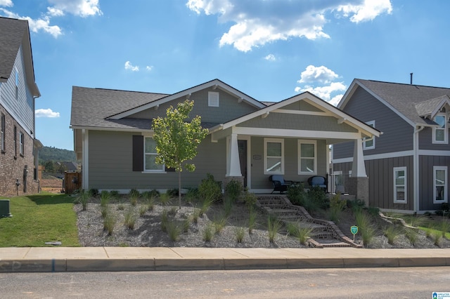 view of front facade featuring covered porch