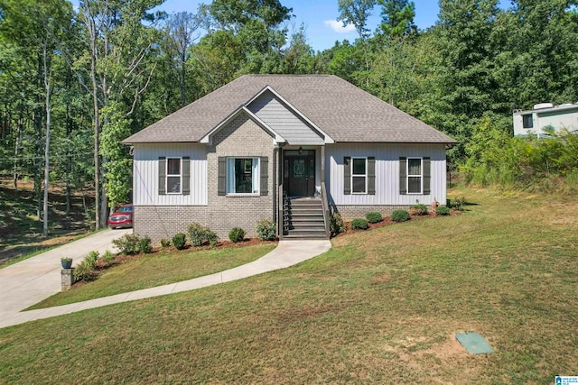 view of front of home with a front lawn