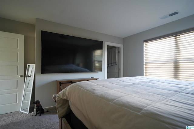 bedroom featuring carpet flooring