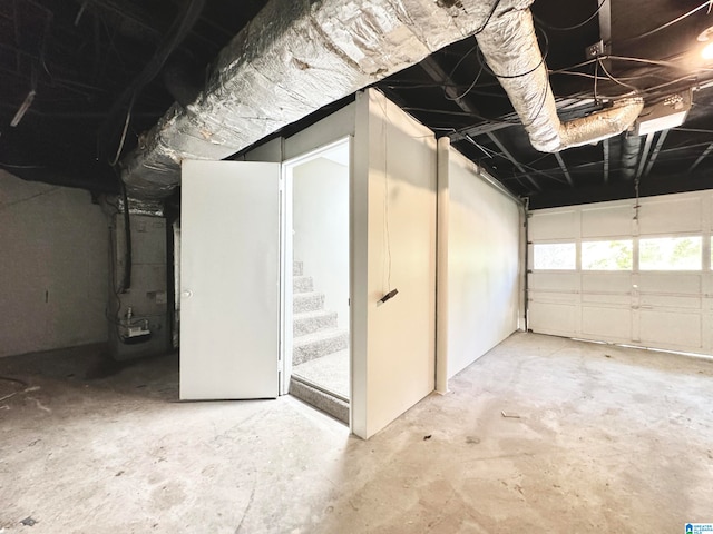 garage with heating unit