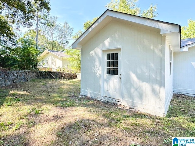 view of outbuilding