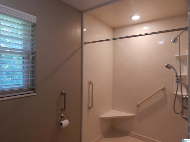 bathroom featuring a shower