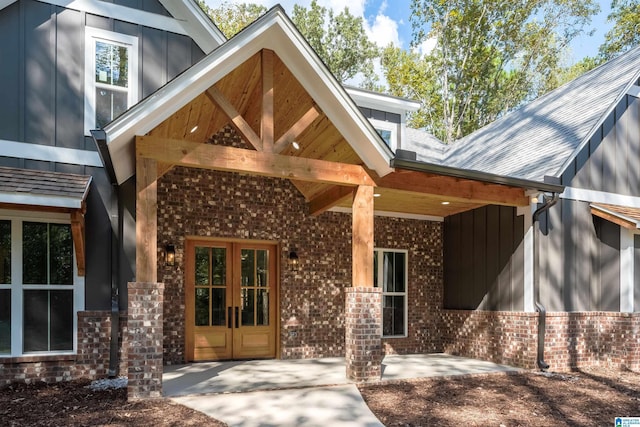 additional living space with light wood-style floors, baseboards, a ceiling fan, and vaulted ceiling