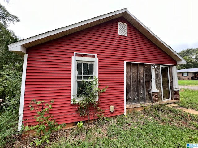 view of side of property