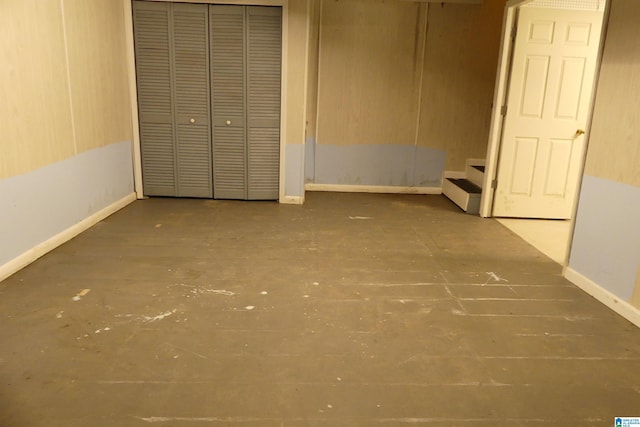 unfurnished bedroom with a closet