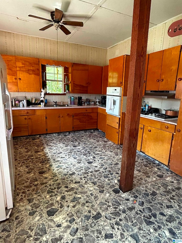 kitchen with ceiling fan and white appliances