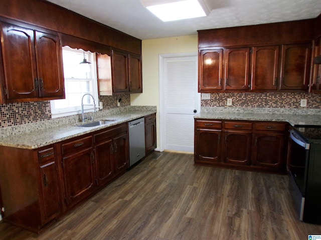 kitchen featuring tasteful backsplash, dishwasher, a sink, dark wood-style flooring, and range with electric stovetop
