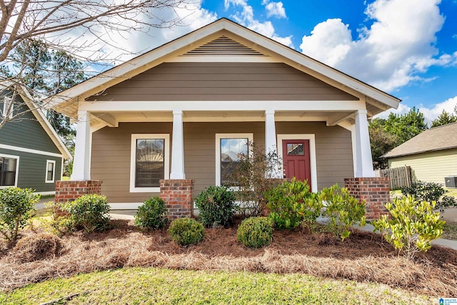 view of front of home with covered porch