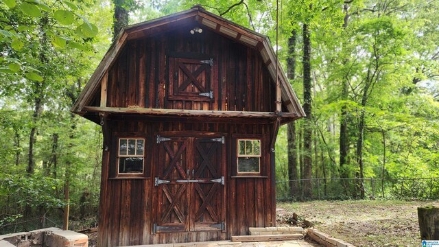 view of outdoor structure