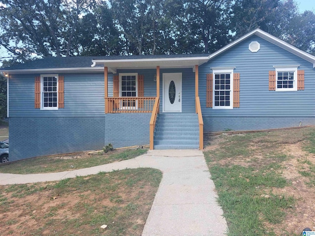 view of front facade featuring covered porch