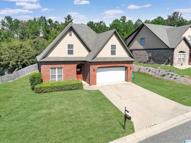 view of front of property with a front yard