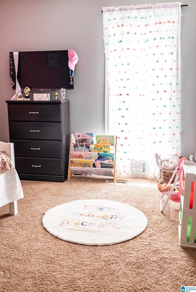 view of carpeted bedroom