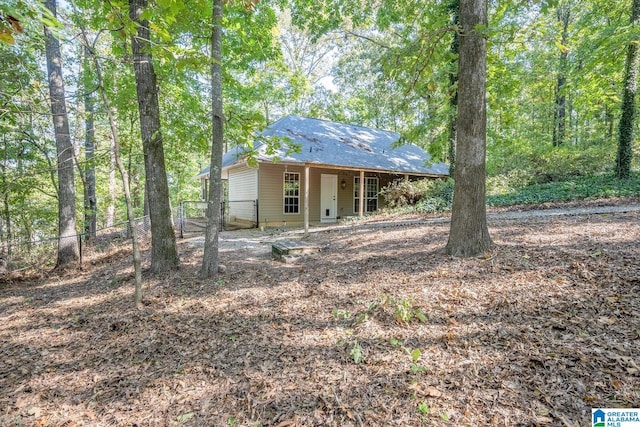 view of front of home