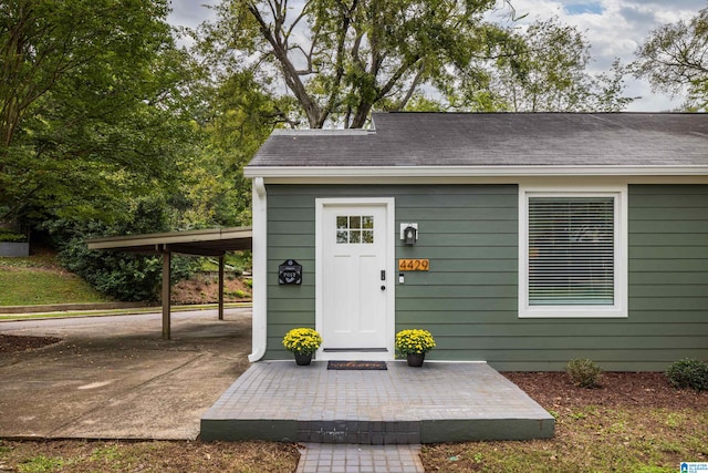 view of entrance to property