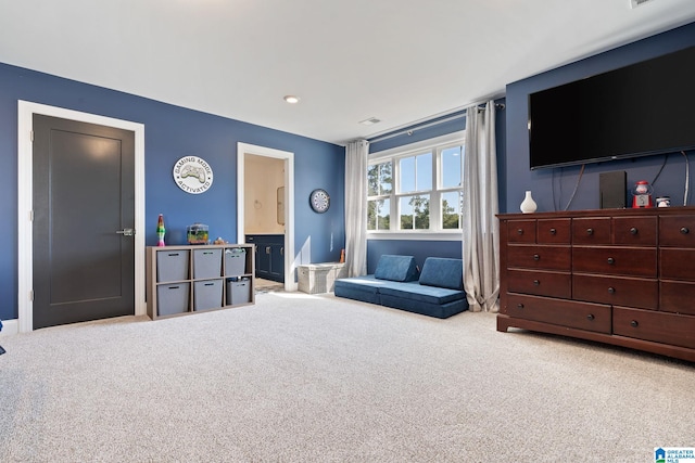 living area with carpet floors