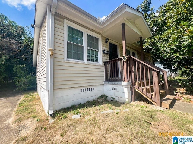 view of front facade featuring a porch