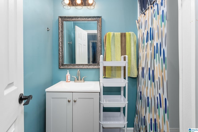 bathroom with vanity