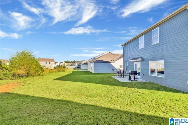 view of yard with a patio area