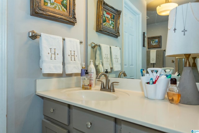 bathroom with vanity