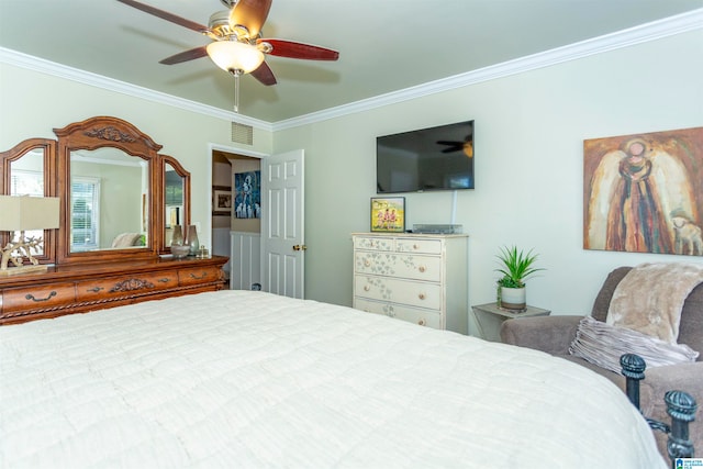 bedroom featuring crown molding and ceiling fan