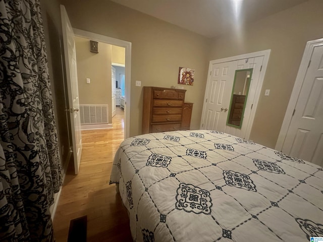 46 Stone Ridge Dr, Sylacauga, AL 35150 - bedroom with light wood-type flooring