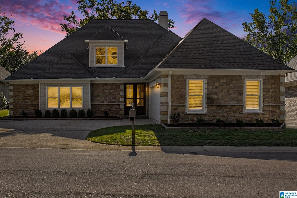 view of front of property