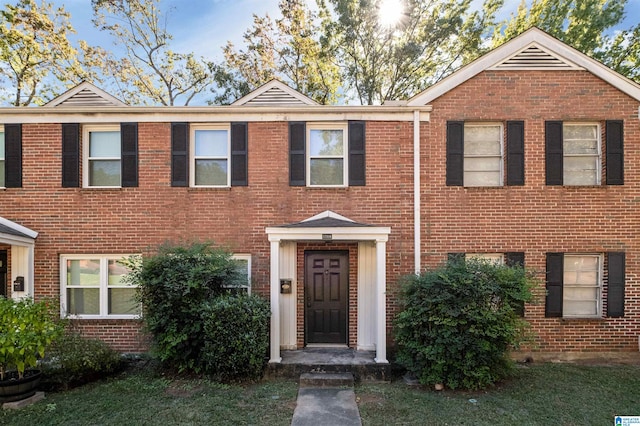 view of front of house