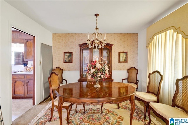 dining room featuring an inviting chandelier