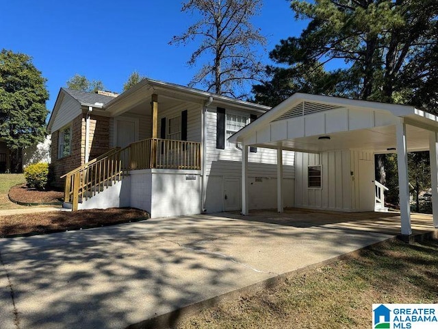 view of front of home