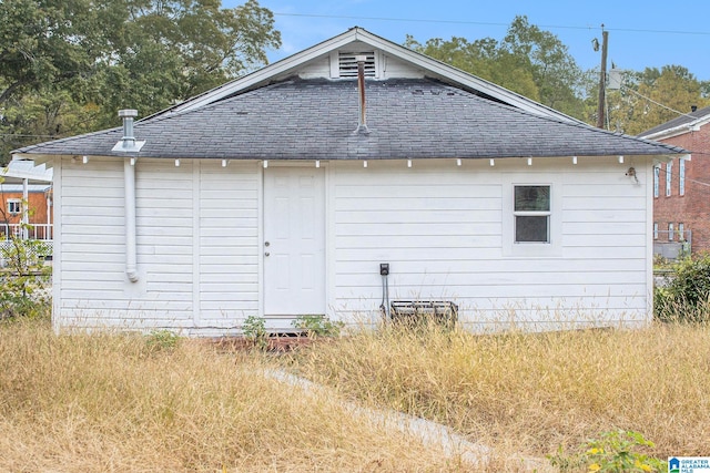 view of side of property