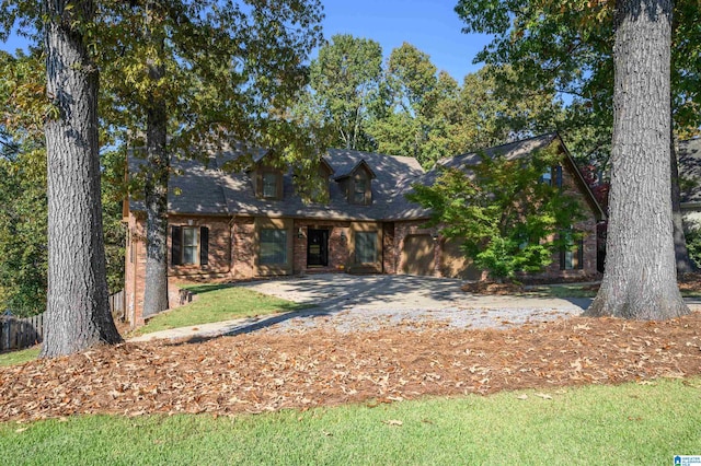 view of front of property with a patio area