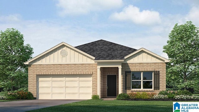 view of front facade with a garage and a front yard