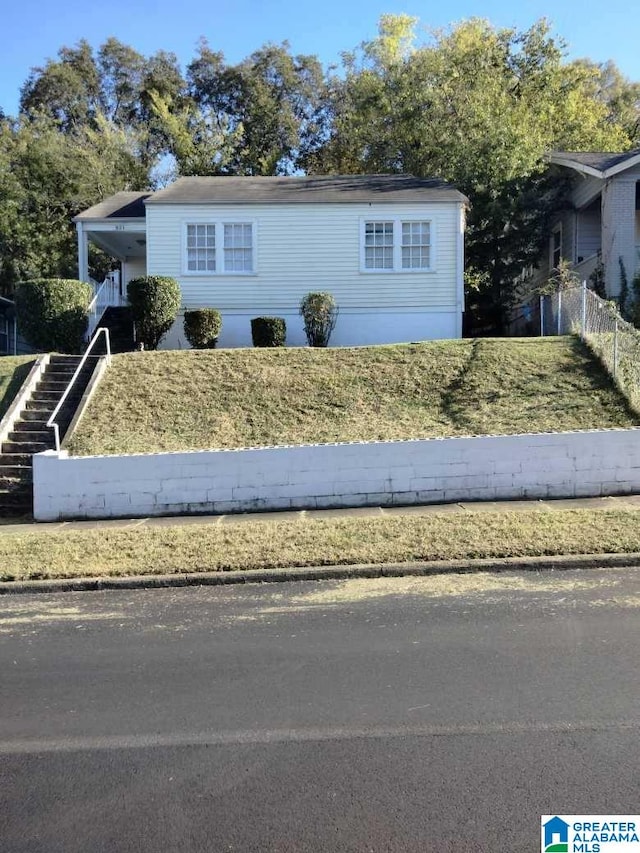 view of front of home