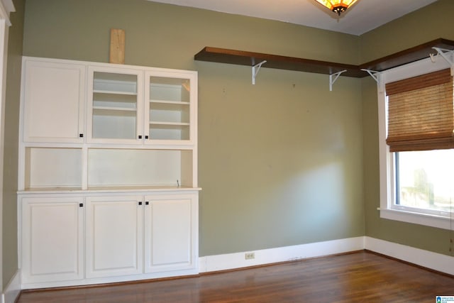 2705 Caldwell Ave S, Birmingham, AL 35205 - walk in closet featuring dark wood-type flooring