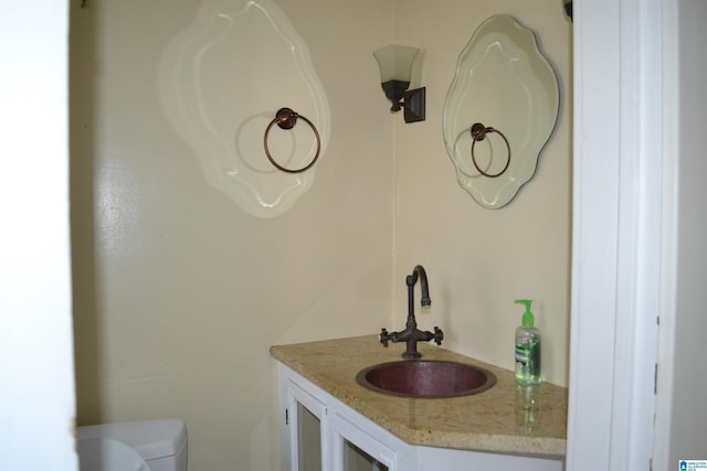 2705 Caldwell Ave S, Birmingham, AL 35205 - half bath featuring toilet and vanity
