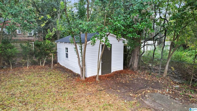 view of outbuilding