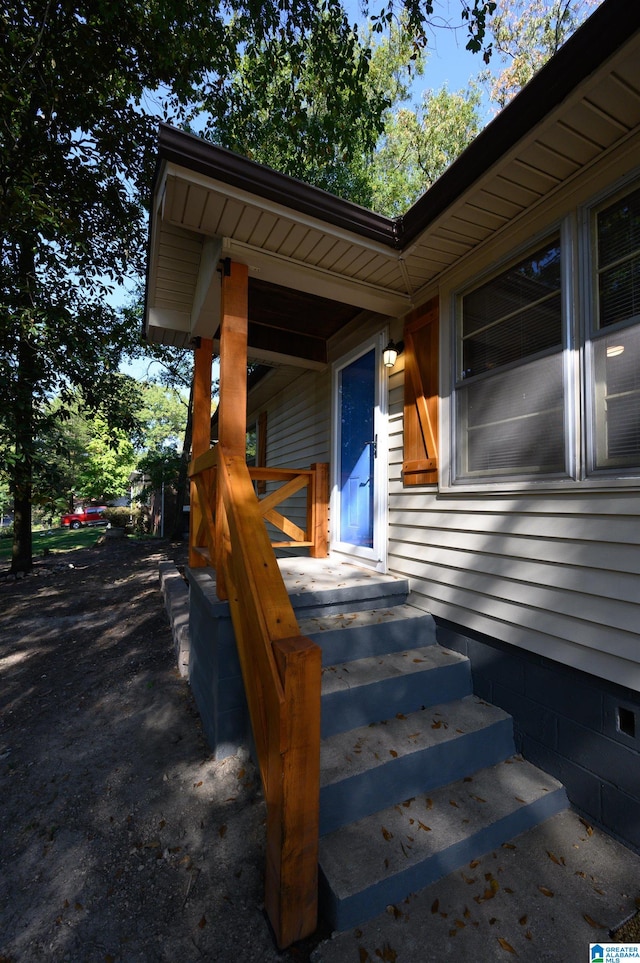 view of property entrance