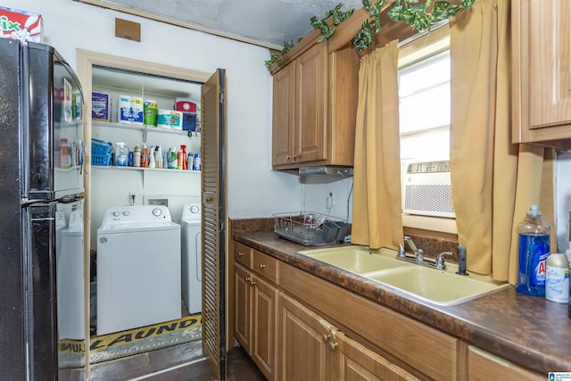 405 Depot St, Columbiana, AL 35051 - laundry area featuring separate washer and dryer