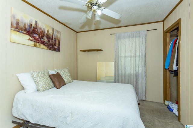 405 Depot St, Columbiana, AL 35051 - bedroom with ornamental molding, carpet flooring, and ceiling fan
