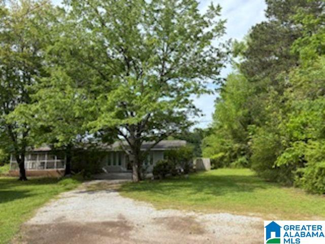 405 Depot St, Columbiana, AL 35051 - view of green lawn