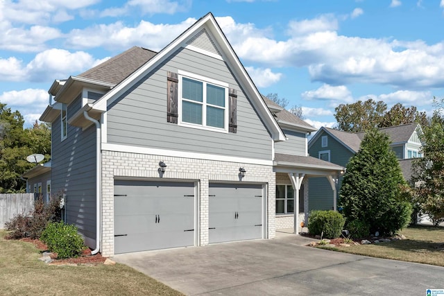 view of front facade featuring a garage