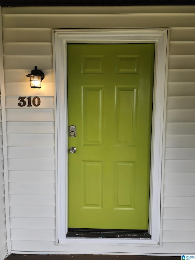 view of property entrance