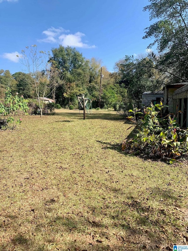 1304 2nd Ave N, Clanton, AL 35045 - view of yard